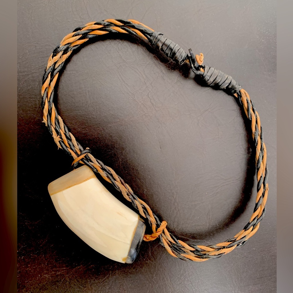 Hand Crafted Horn Bone Leather Tribal Necklace - Picture 5 of 5
